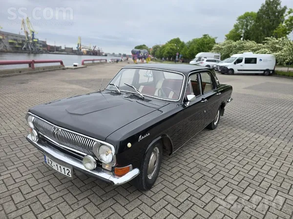 GAZ 24