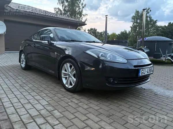 Hyundai Pārdodu 2007. gada Hyundai Coupe pēc restailinga. 