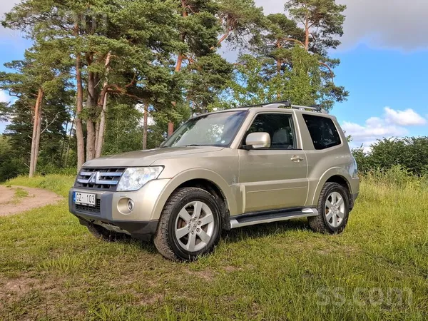 Pārdodu uzticamu un jaudīgu apvidus auto – Mitsubishi Pajero (reģistrēts 30.11.2007). 
Šis nav vienkārši "parketa džips", be ...