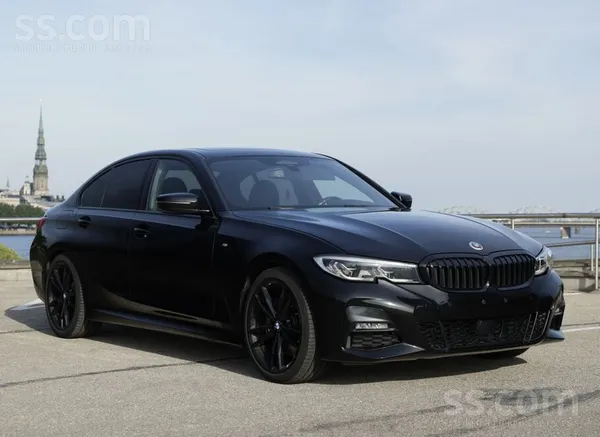 BMW 330