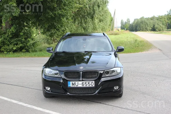 BMW 320
