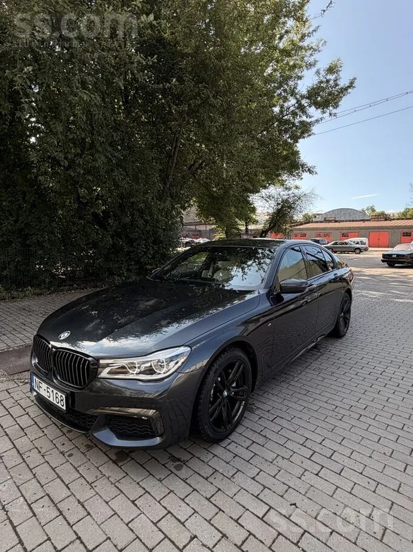 BMW 730 - 1