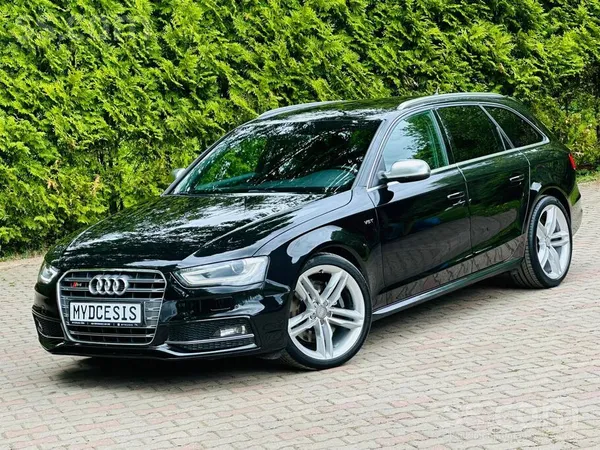 Audi S4