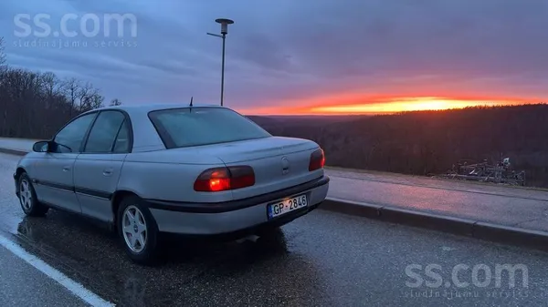 Opel Есть визуальные дефекты, довольно экономичная
