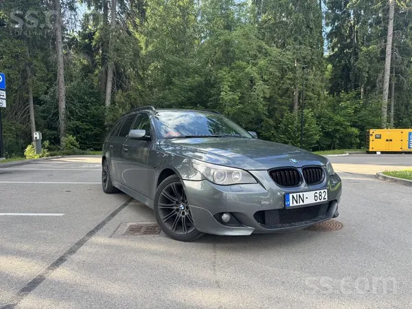 BMW 530
