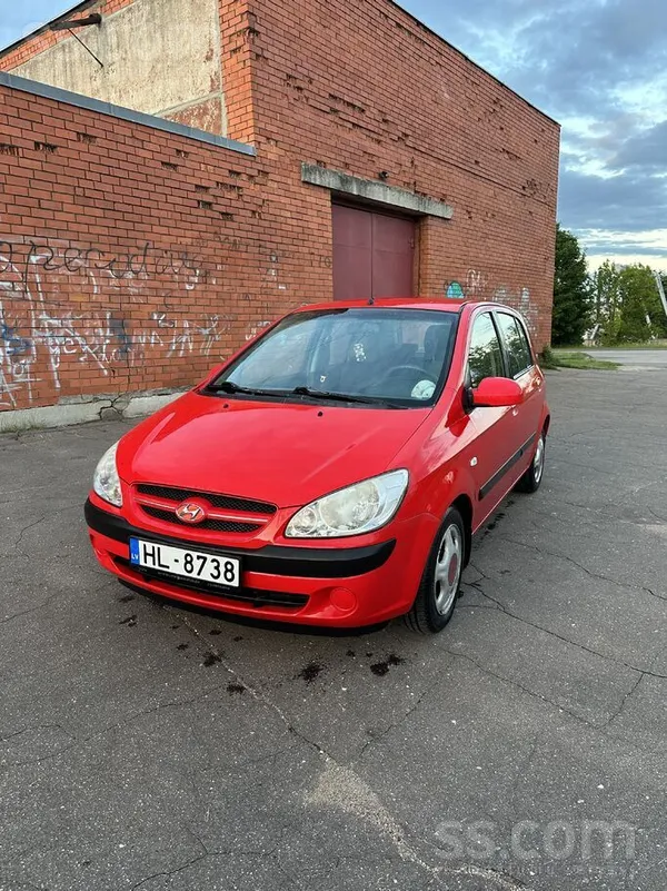 Hyundai Продаю ухоженный Hyundai Getz 1.4 бензин, механиче