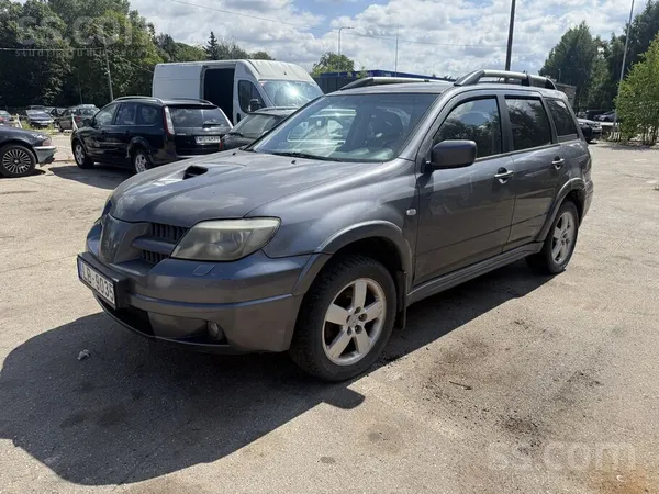 Mitsubishi Outlander