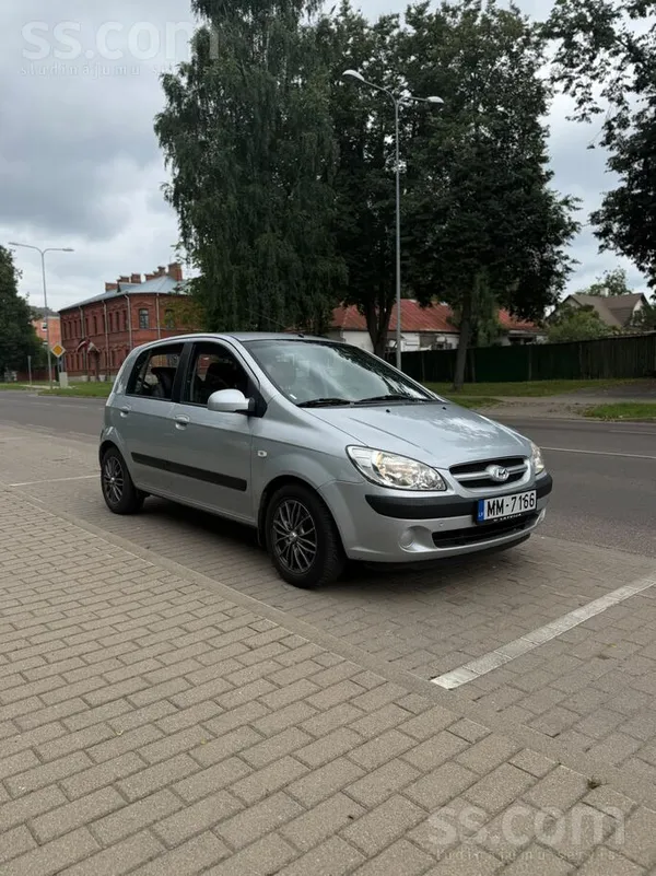 Originals nobraukums , gāzes iekārta uzstādīta 2 gadus atpakaļ . Vidējais patēriņš 6.5 litri ( zem 5 € uz 100km) .apmēram 15 ...