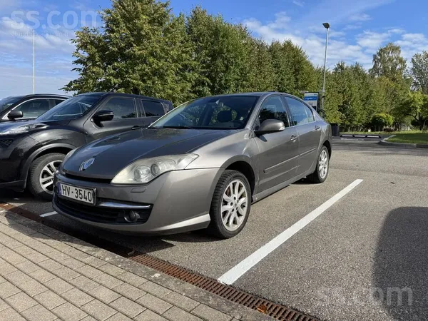 Renault Pārdod renault laguna 2.0d