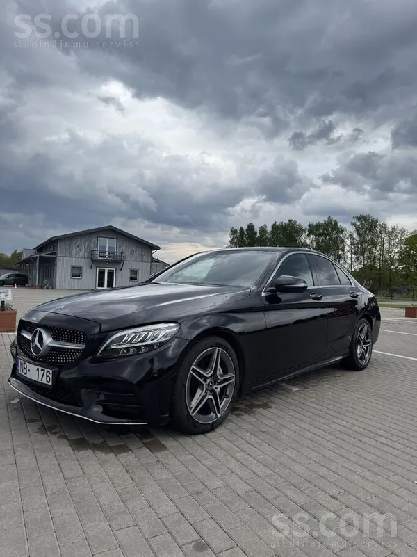 Mercedes C180