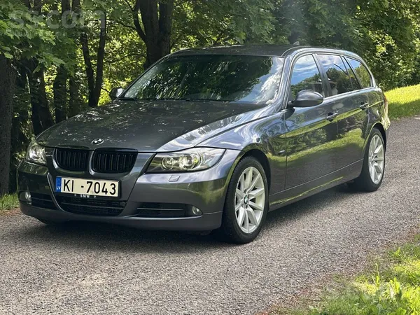 BMW 330