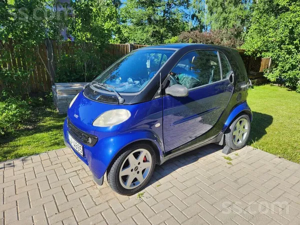 Pardodu smart, laba stavokli, devilas paterinš 3.5 litri. Ceļa nodoklis 42 e