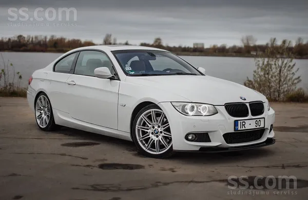 BMW 325