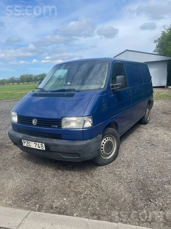 Volkswagen VW Transporter 2.5D. Tikko ievests. 
