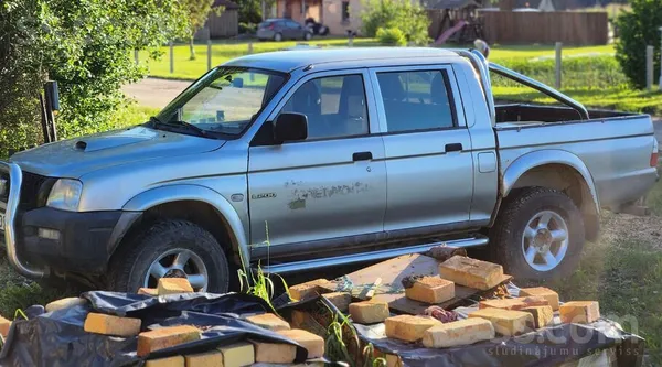 Mitsubishi L 200