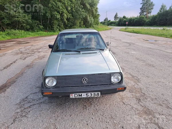 Volkswagen Golf 2