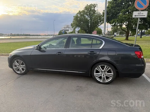 Lexus GS