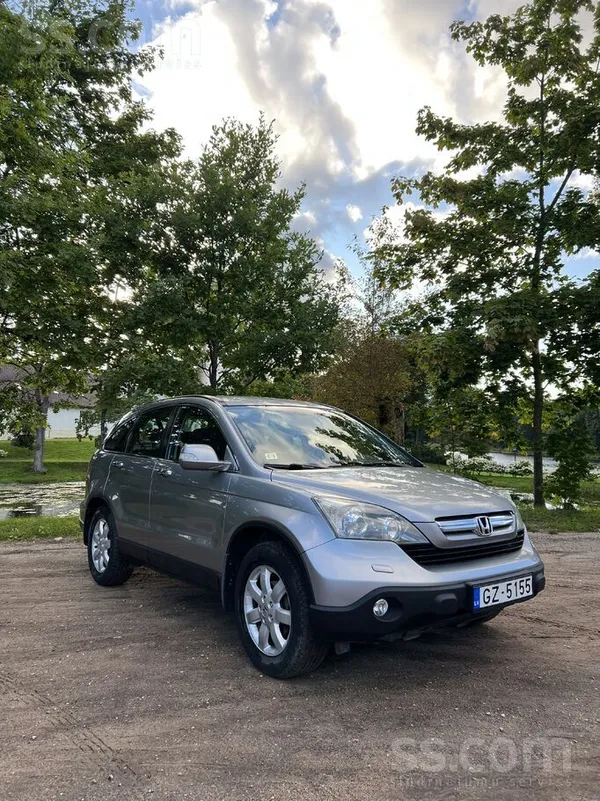 Pārdodu labi koptu Honda Crv, regulāri veiktas apkopes. Esmu otrais īpašniek