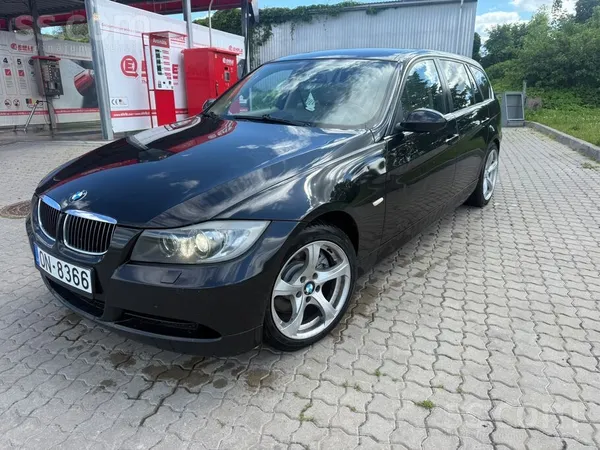 BMW 330