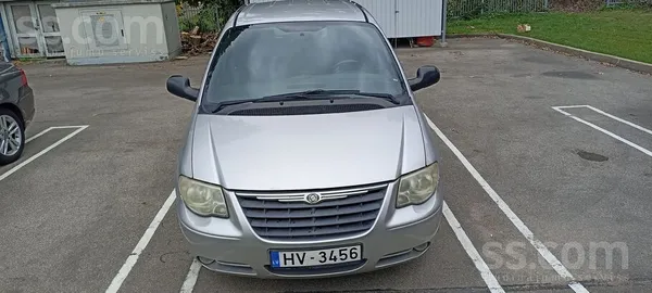 Продается авто в удовлетворительном состоянии,