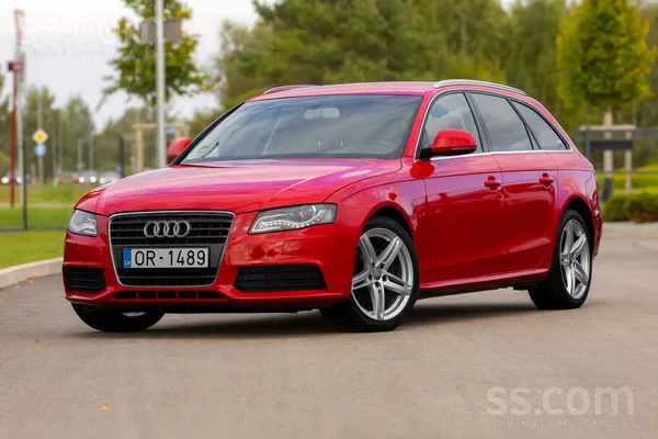 Audi Pārdodu labu Audi a4 1.8 benzīna motors un manuālā