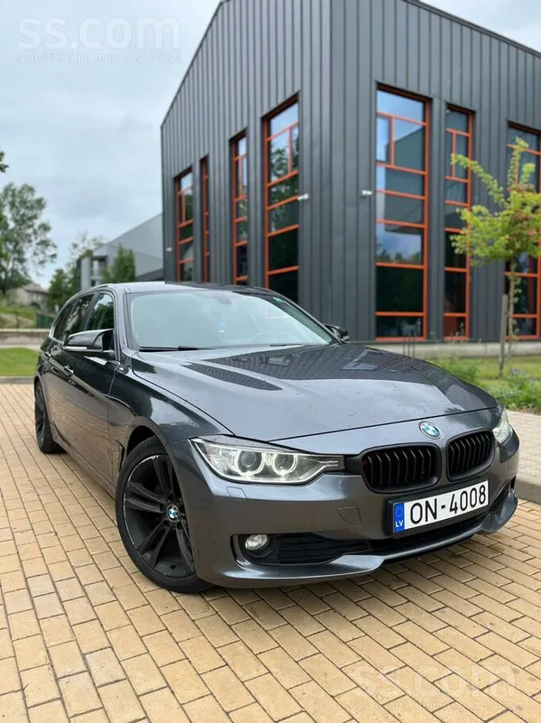 BMW 320