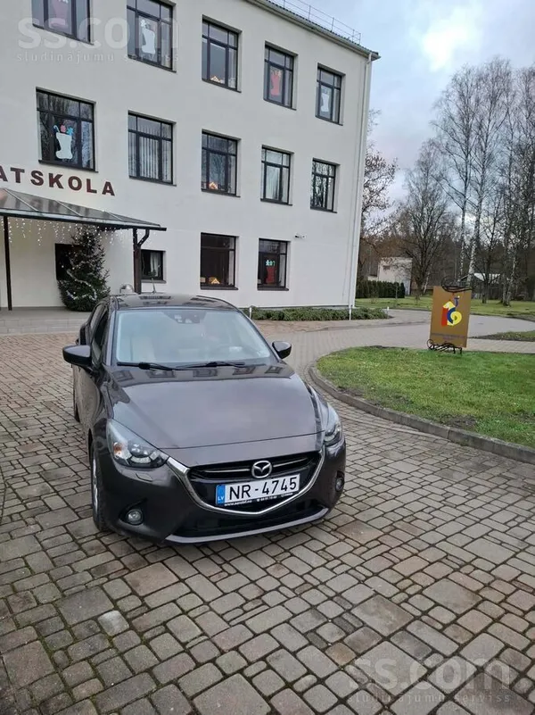 Mazda Mazda2