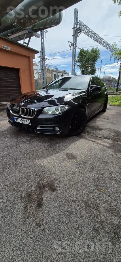 BMW 525