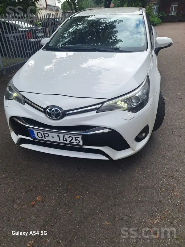 Pārdodu Toyota Avensis universāli. 
 Ietilpīgs, ekonomisks un ērts. 
Regul