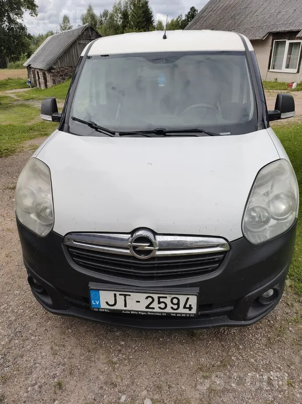 Opel Pārdodu labu darba auto ar svaigu tehnisko apskati