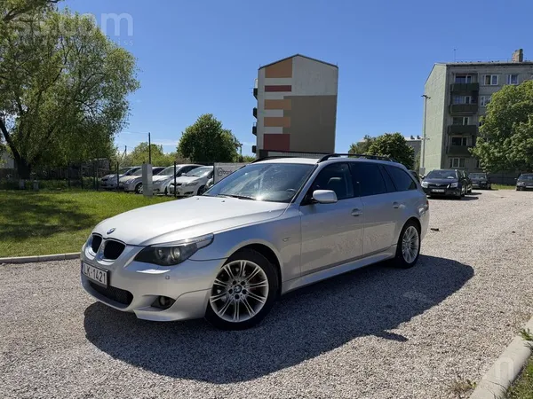 BMW 525