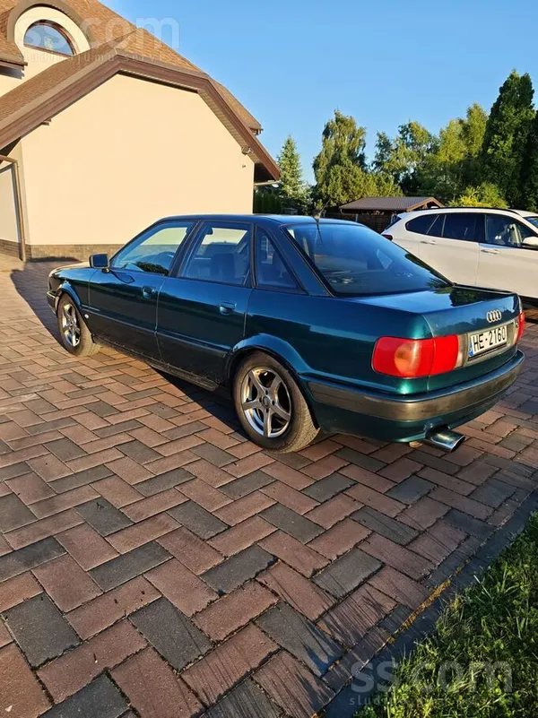 Audi 80