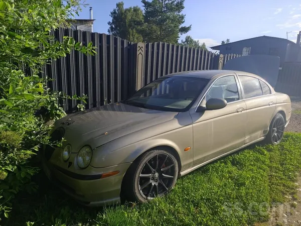 Jaguar S-Type