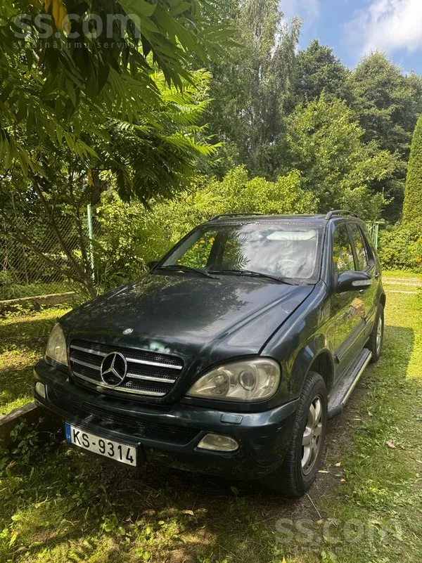 Продам хороший Мерседес Ml400 в 163 кузове. 
Надежный и мощный джип дарит н