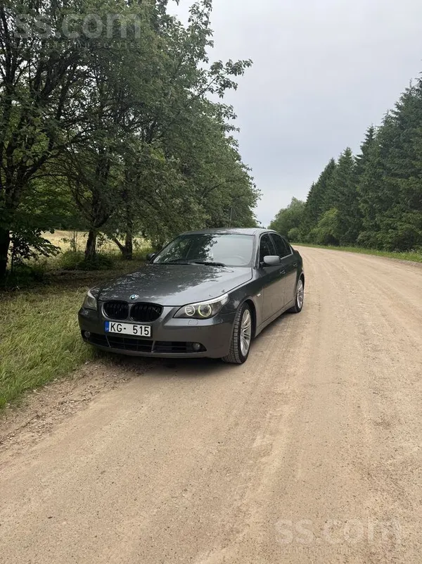 BMW 525