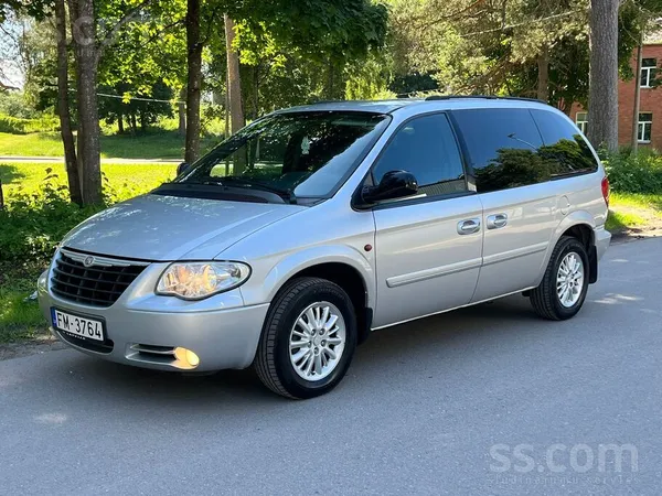 Chrysler Voyager, 7 vietas, jauna ta, 2.8 dīzelis, automātiskā ātrumkārba, oriģināls 188tūskt. /km nobraukums, bagātīgā kompl ...