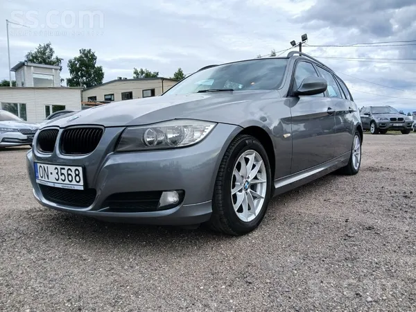 BMW 320
