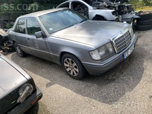 Mercedes 230