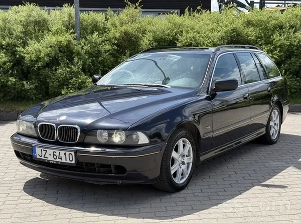BMW 530
