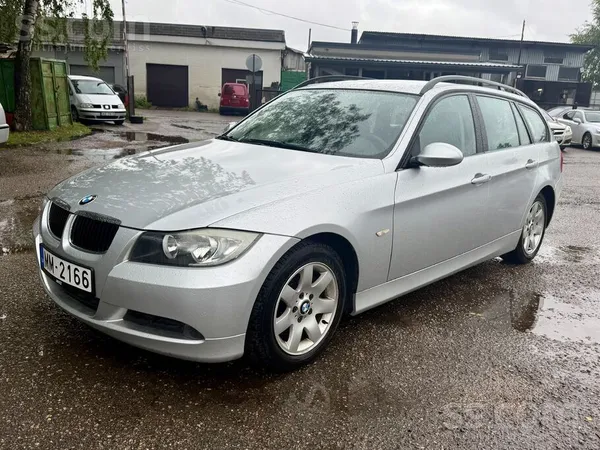 BMW 320