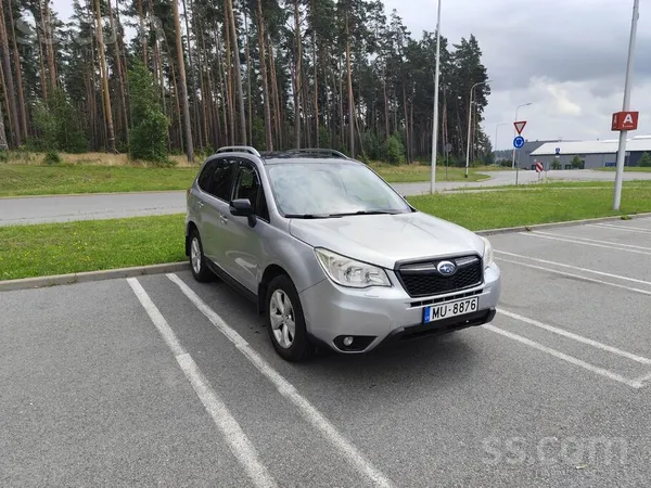 Subaru Pārdod Subaru Forester 2.0 dīzelis mehānika lielis