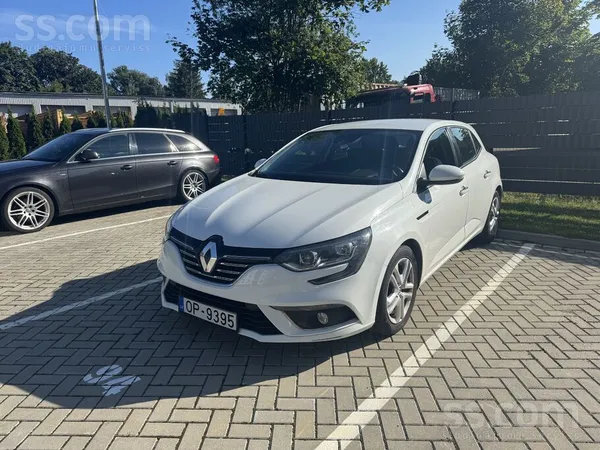 Renault Pārdod uzticamu un ekonomisku automašīnu ar lielis