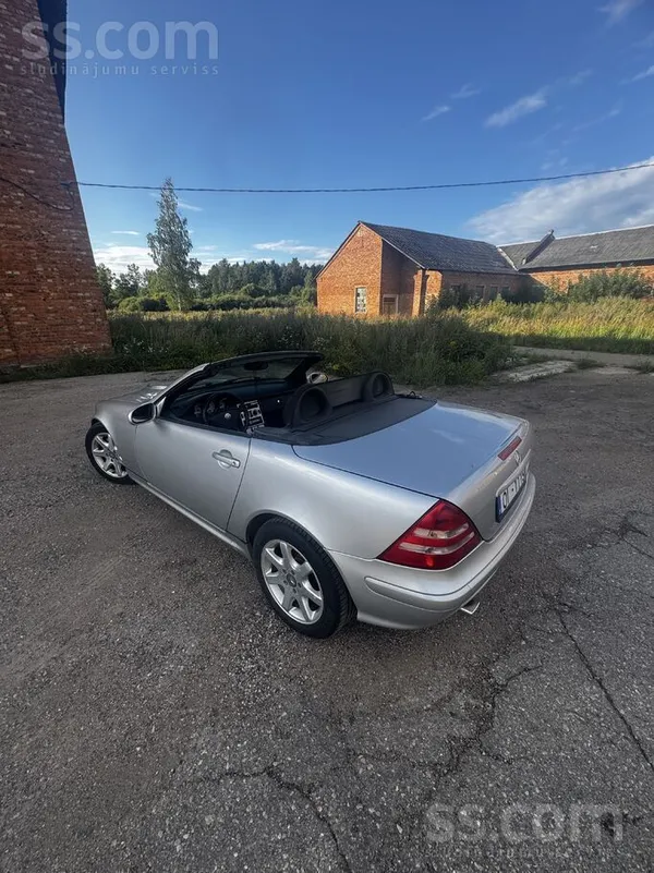 Mercedes SLK200