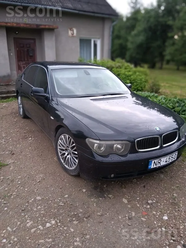 BMW 730