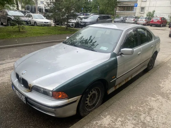 BMW 520