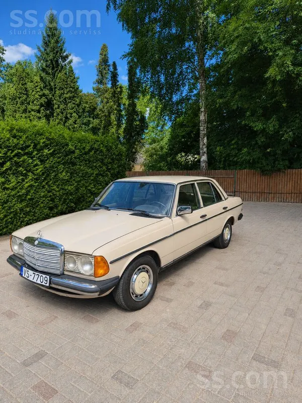 Mercedes Pārdodu klasisku Mercedes-Benz 230 (W123) ar vēstu