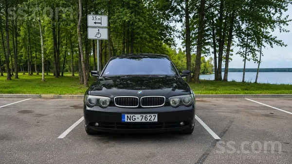 BMW 730