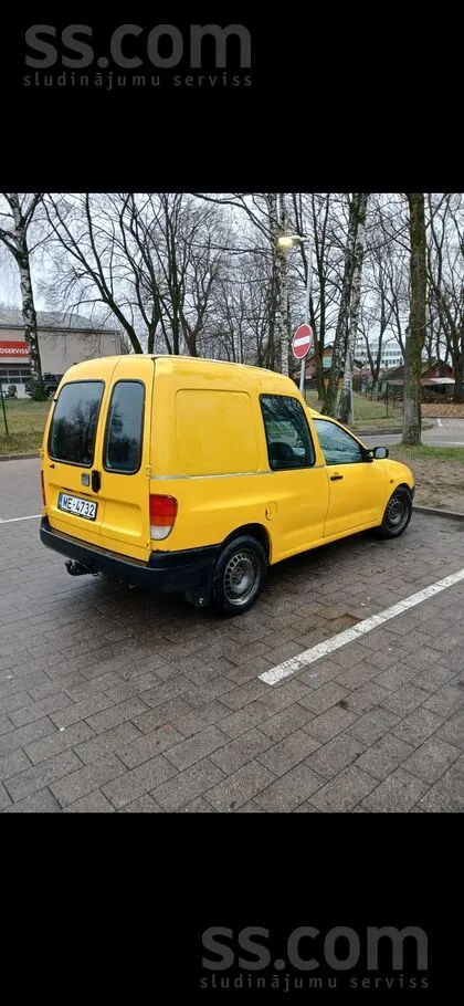 SEAT Cena runājama.