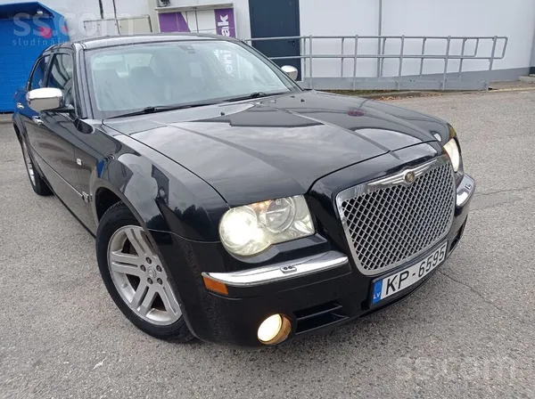 Chrysler В хорошем состоянии. Двигатель, кпп-работают хорош