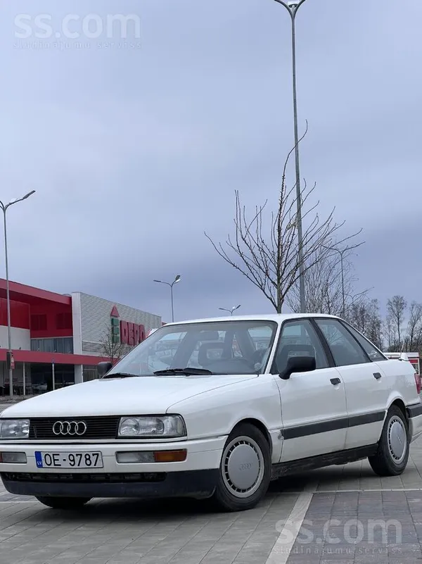 Audi 80